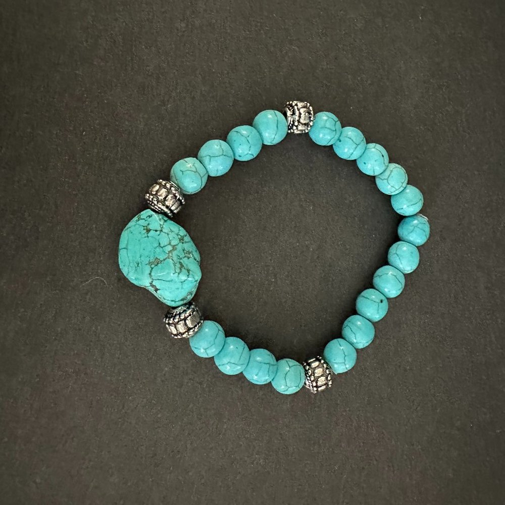 Divine Treasures Turquoise Bracelet
